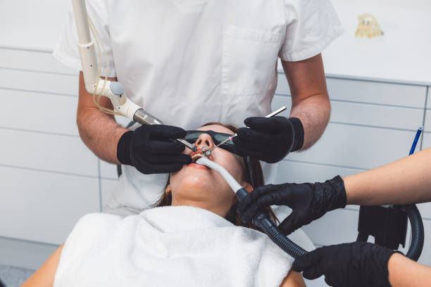 Best Emergency Broken Tooth Repair in Laguna Beach, FL
